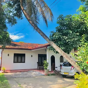 https://villa-163.kandyhotelsnow.com