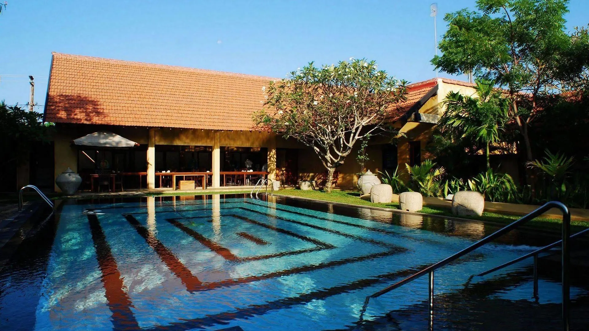 Jetwing Ayurveda Pavilions Negombo Resort